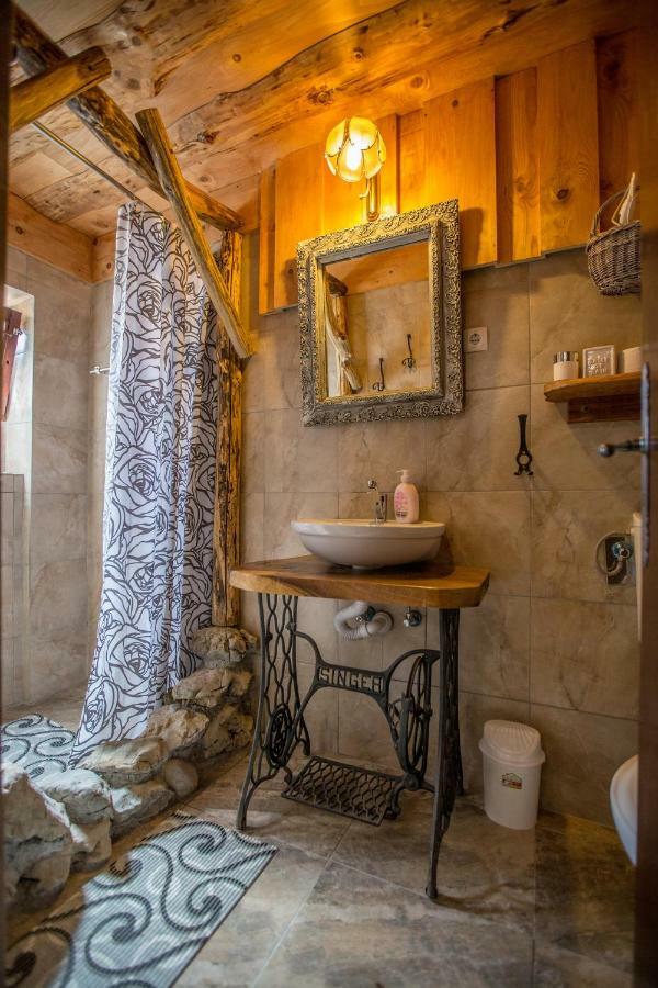 Sumski Dvori Apartment Ogulin Ngoại thất bức ảnh